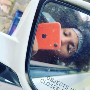 Meet your Posher, Logan